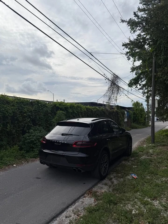 2016 Porsche Macan Turbo - Image 4 of 9