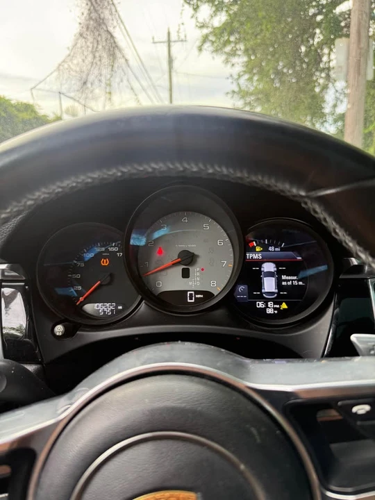 2016 Porsche Macan Turbo - Image 9 of 9
