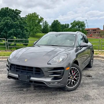 2016 Porsche Macan Turbo Sport Utility 4D