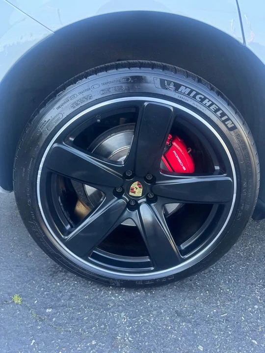 2016 Porsche Macan Turbo - Image 11 of 11