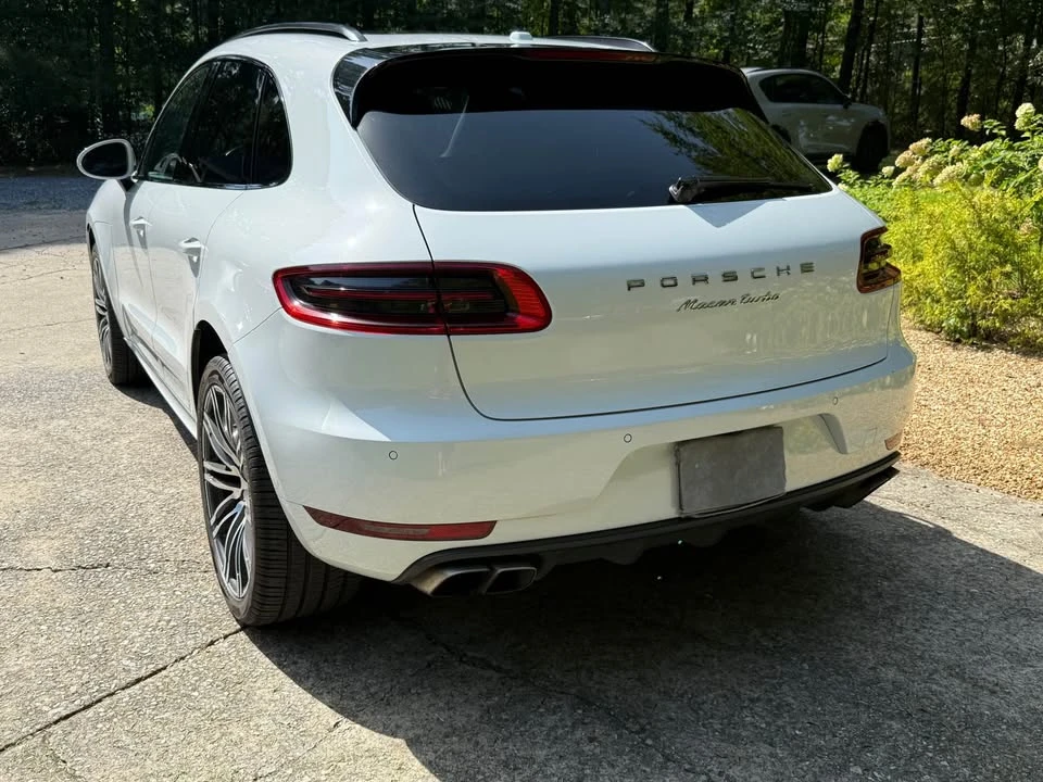 2016 Porsche Macan Turbo - Image 5 of 17