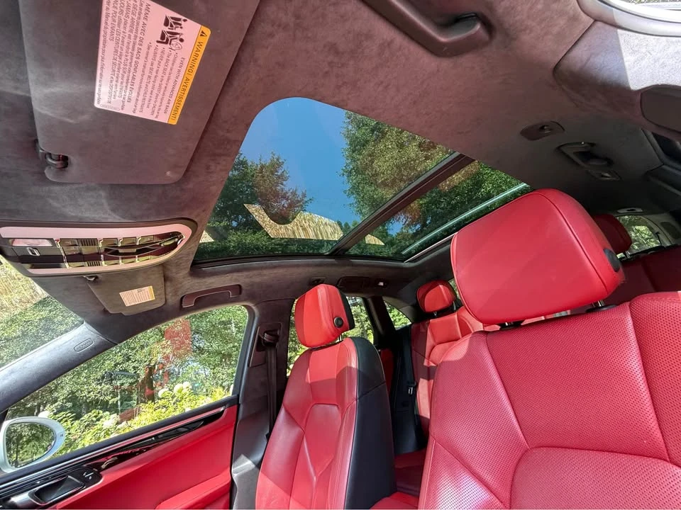 2016 Porsche Macan Turbo - Image 13 of 17