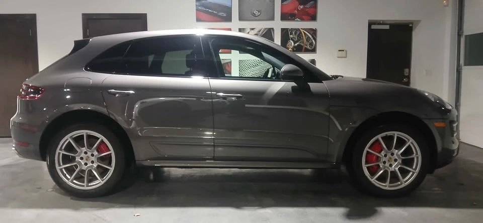 2016 Porsche Macan Turbo - Image 2 of 15