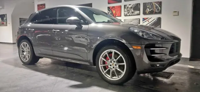 2016 Porsche Macan Turbo Sport Utility 4D