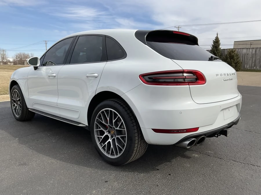 2016 Porsche Macan Turbo - Image 3 of 12
