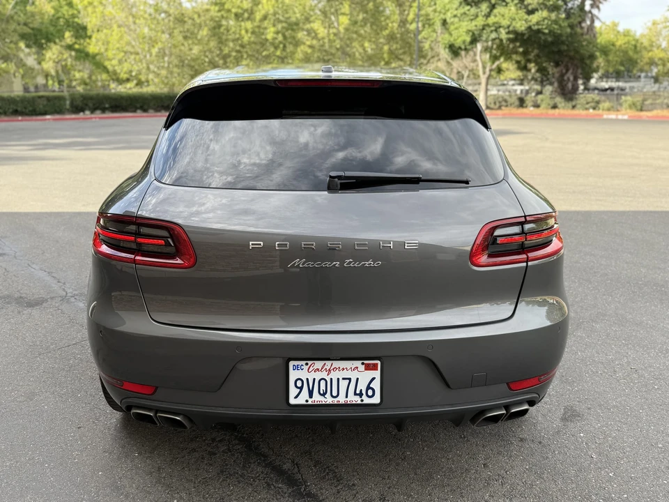 2016 Porsche Macan Turbo - Image 8 of 31