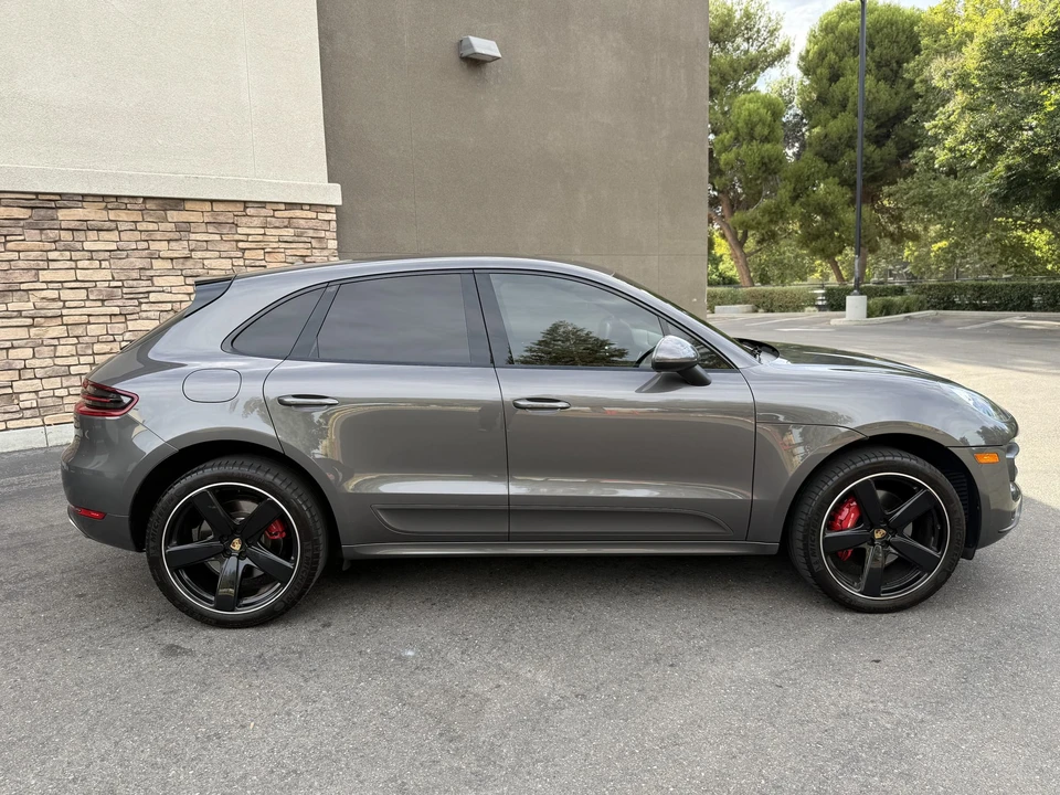 2016 Porsche Macan Turbo - Image 6 of 31