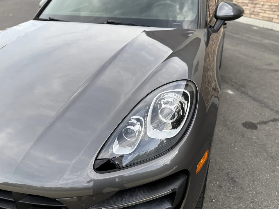 2016 Porsche Macan Turbo - Image 20 of 31