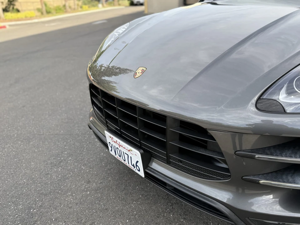 2016 Porsche Macan Turbo - Image 18 of 31