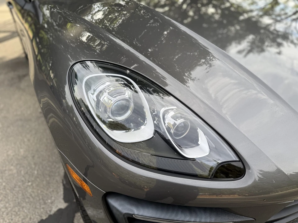 2016 Porsche Macan Turbo - Image 12 of 31