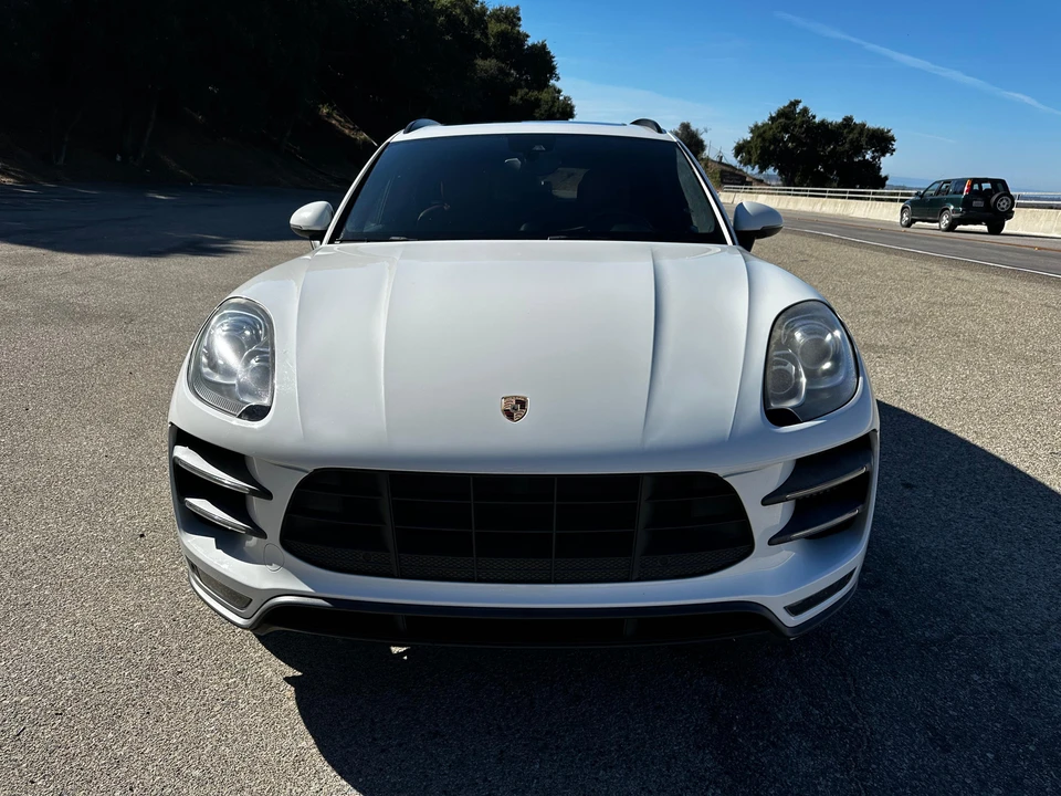 2016 Porsche Macan Turbo - Image 7 of 31