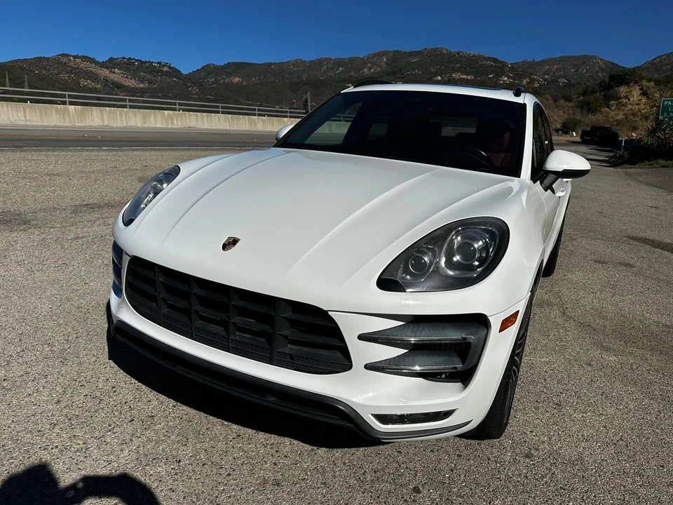 2016 Porsche Macan Turbo - Image 10 of 31