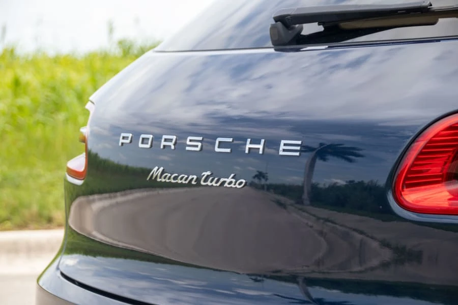 2016 Porsche Macan Turbo - Image 5 of 19