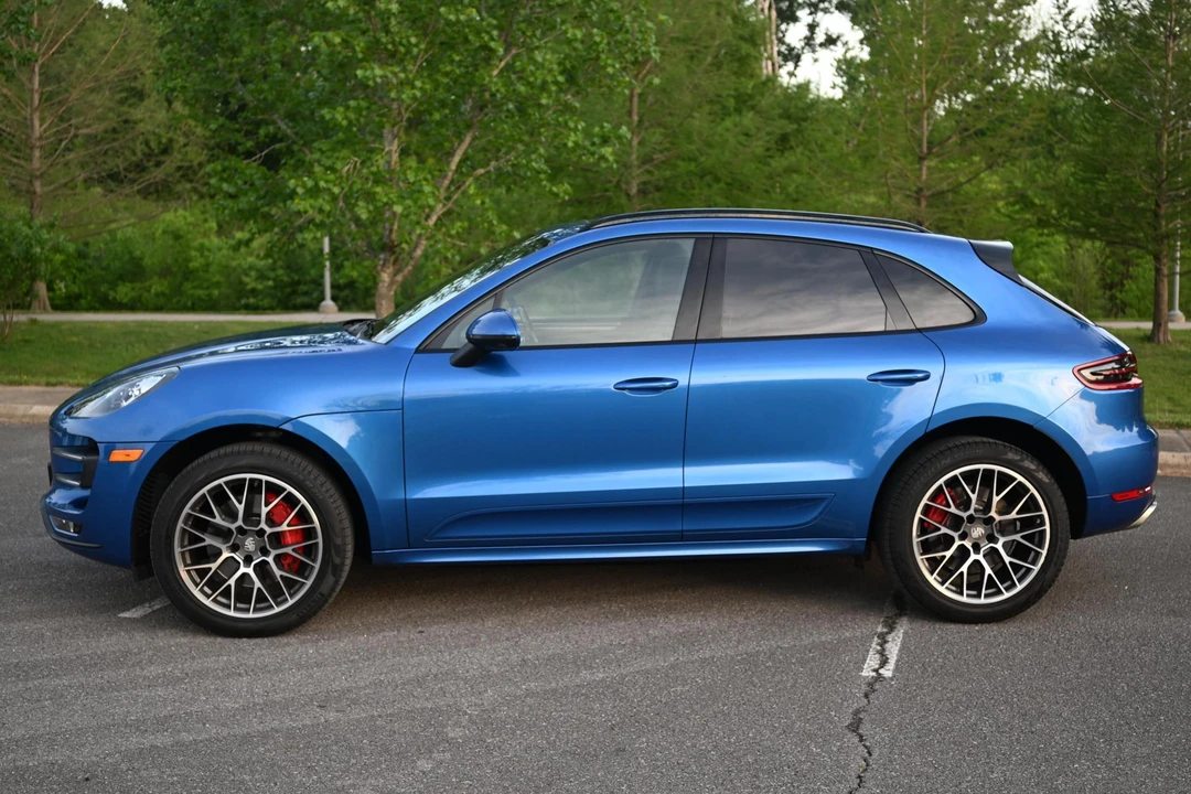 2016 Porsche Macan Turbo - Image 3 of 30