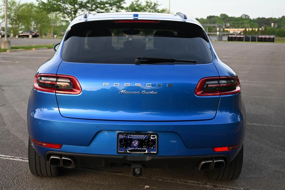 2016 Porsche Macan Turbo - Image 5 of 30