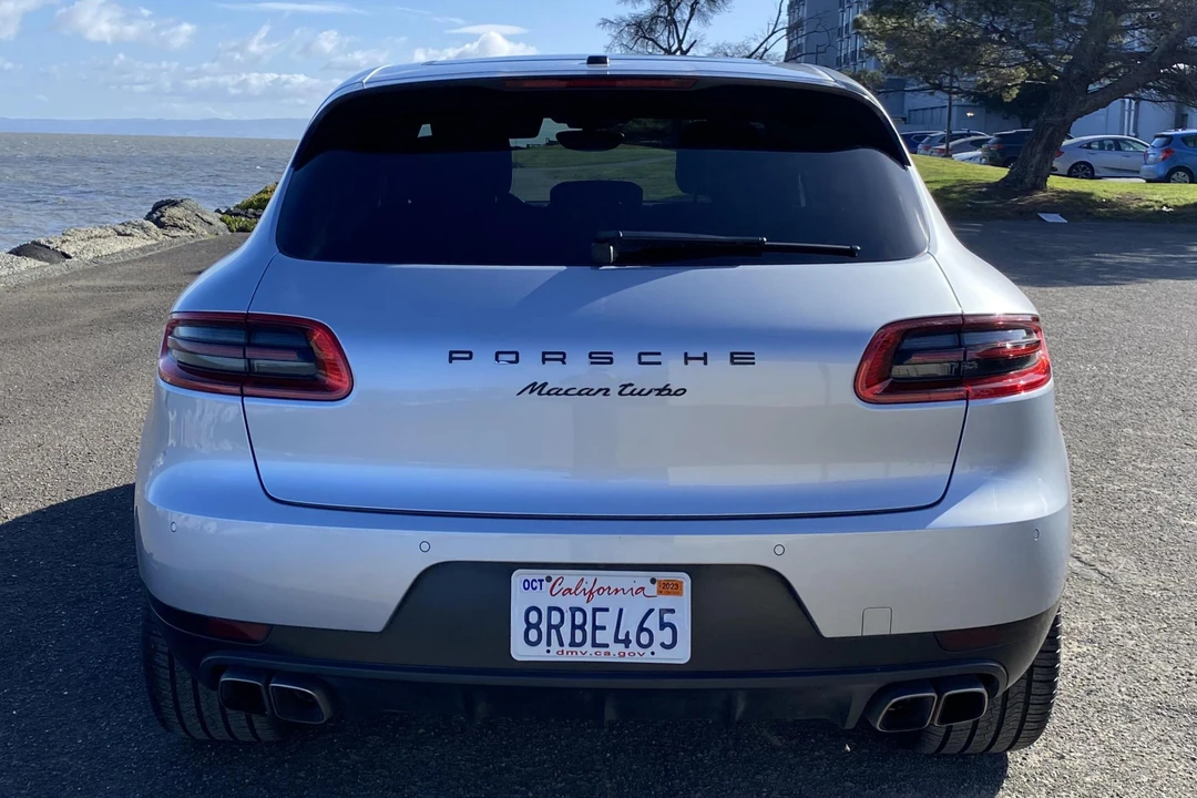2016 Porsche Macan Turbo - Image 5 of 31