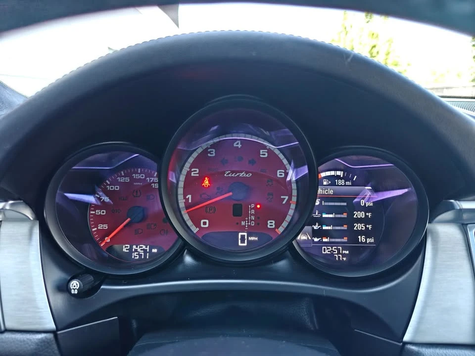 2016 Porsche Macan Turbo - Image 20 of 20