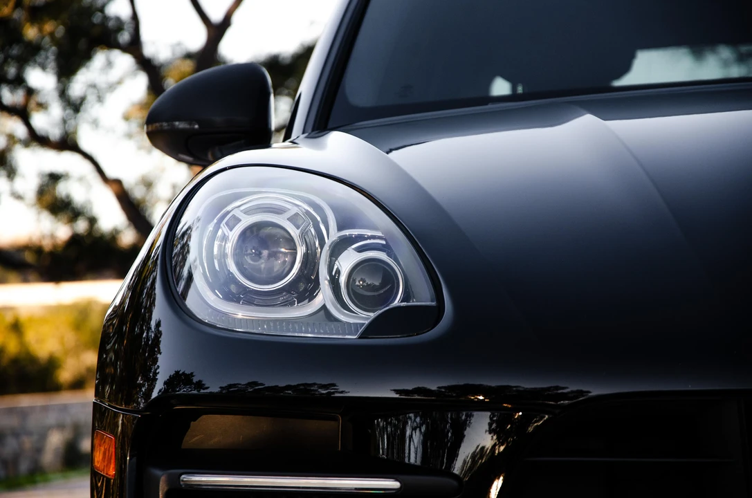 2016 Porsche Macan Turbo - Image 20 of 31
