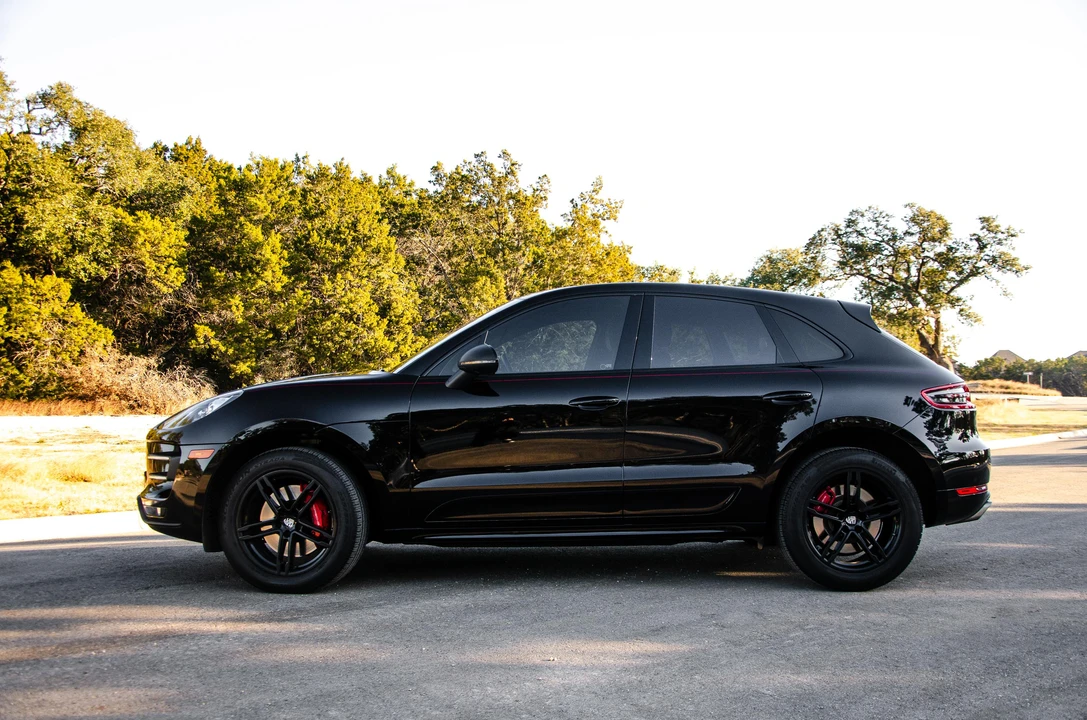 2016 Porsche Macan Turbo - Image 7 of 31