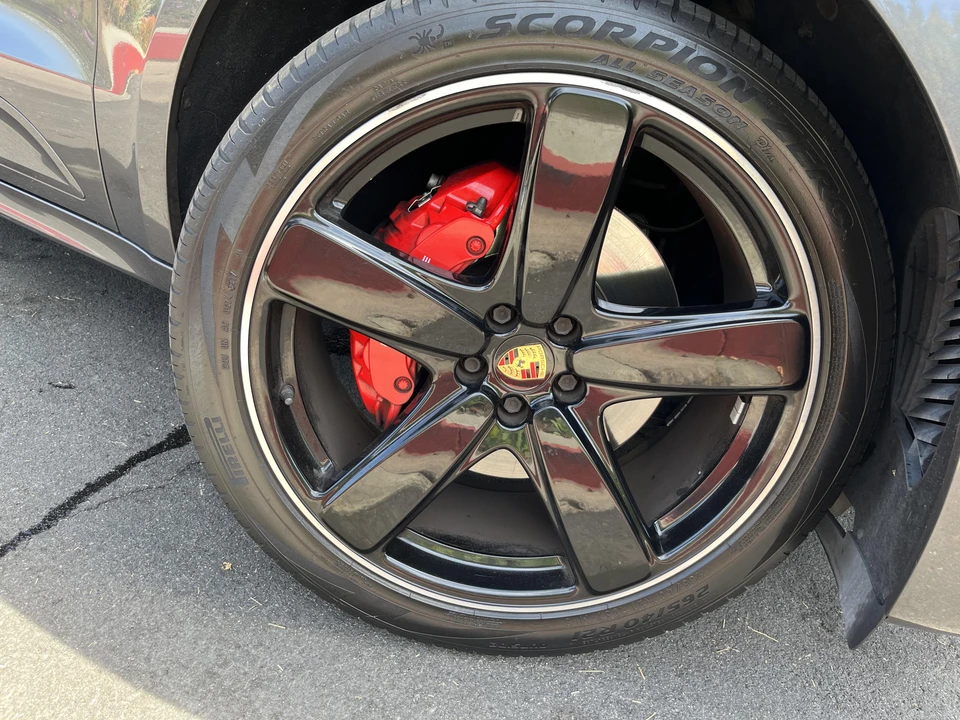 2016 Porsche Macan Turbo - Image 29 of 31