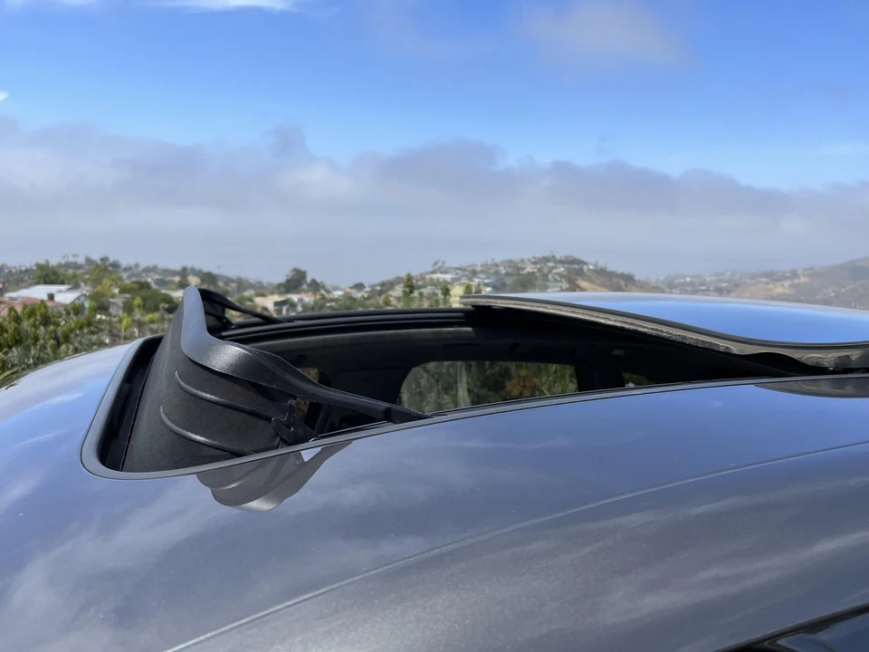 2016 Porsche Macan Turbo - Image 21 of 31