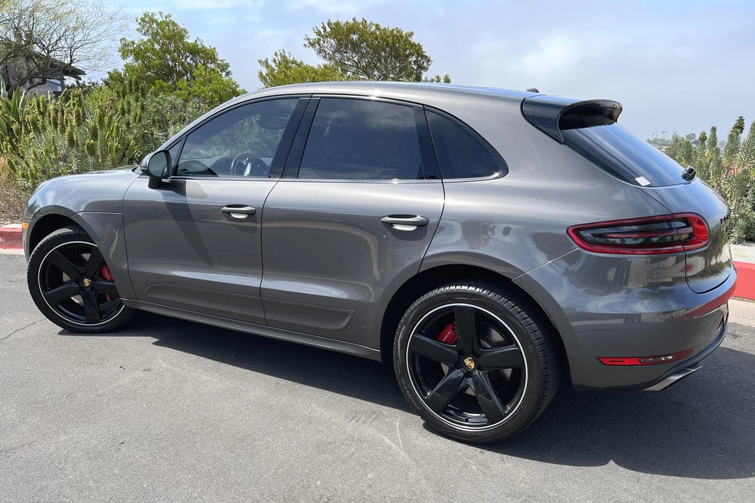 2016 Porsche Macan Turbo - Image 4 of 31