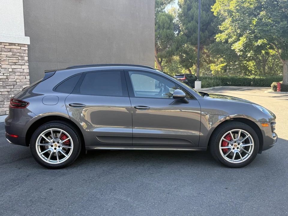 2016 Porsche Macan Turbo - Image 6 of 31