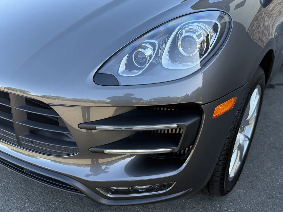 2016 Porsche Macan Turbo - Image 19 of 31
