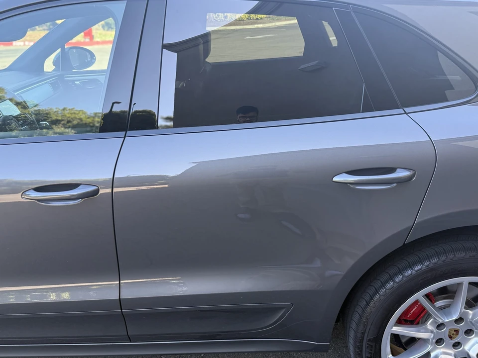2016 Porsche Macan Turbo - Image 23 of 31