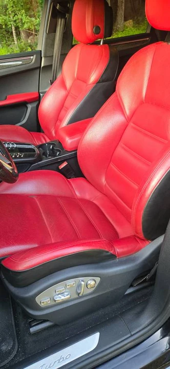 2016 Porsche Macan Turbo - Image 13 of 24