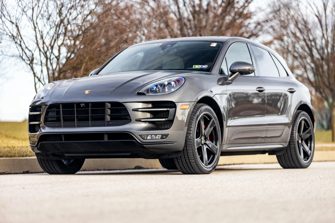 2016 Porsche Macan Turbo - Image 7 of 31
