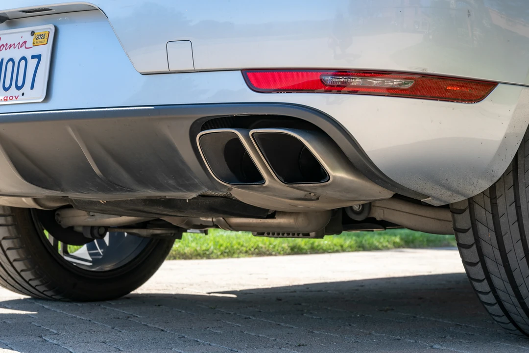 2016 Porsche Macan Turbo - Image 23 of 31