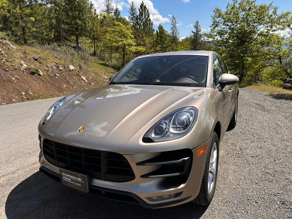 2016 Porsche Macan Turbo - Image 9 of 31