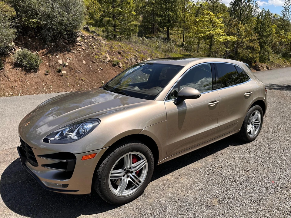 2016 Porsche Macan Turbo - Image 11 of 31
