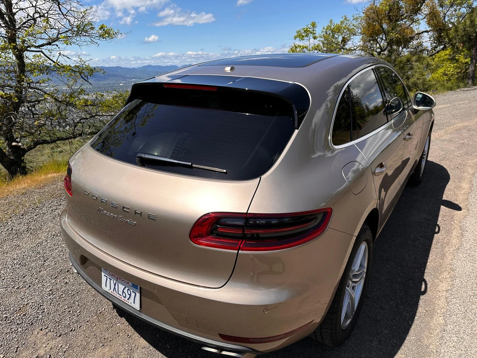 2016 Porsche Macan Turbo - Image 20 of 31