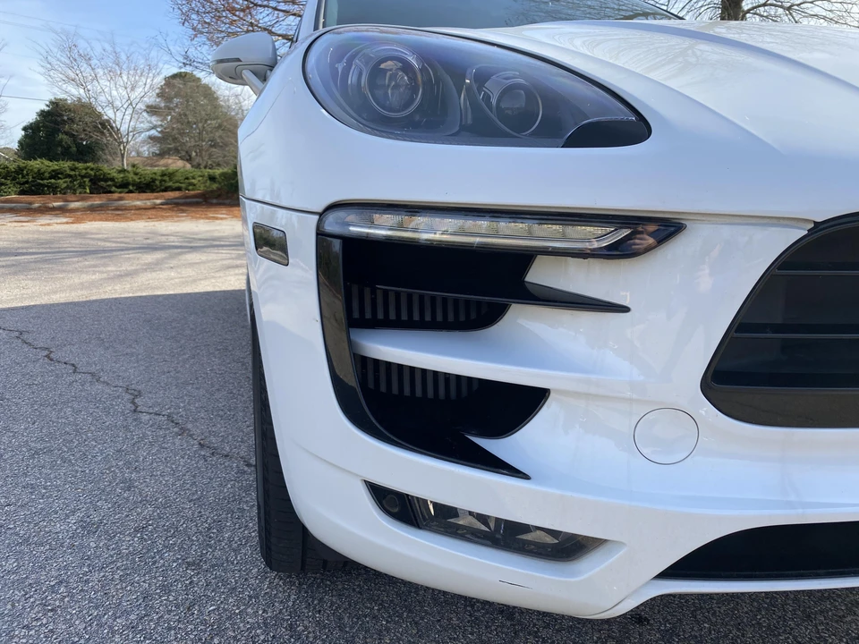 2016 Porsche Macan Turbo - Image 20 of 31