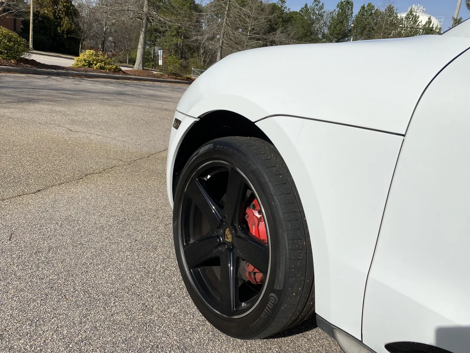 2016 Porsche Macan Turbo - Image 29 of 31