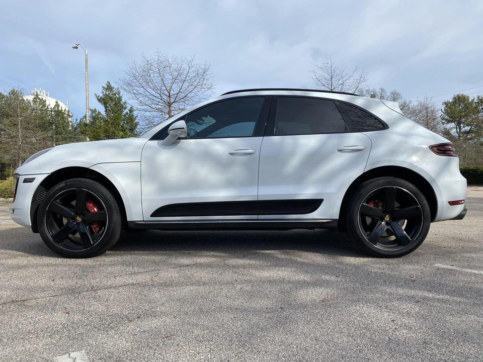 2016 Porsche Macan Turbo - Image 10 of 31