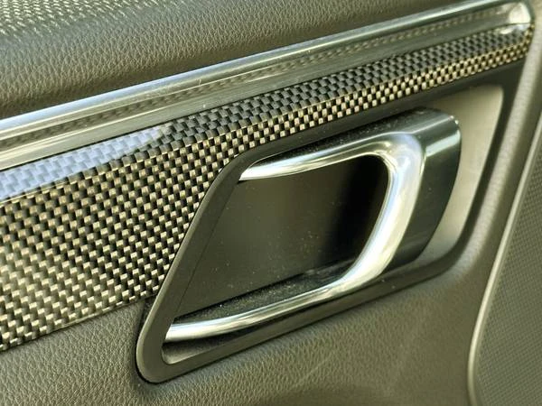 2016 Porsche Macan Turbo - Image 16 of 21