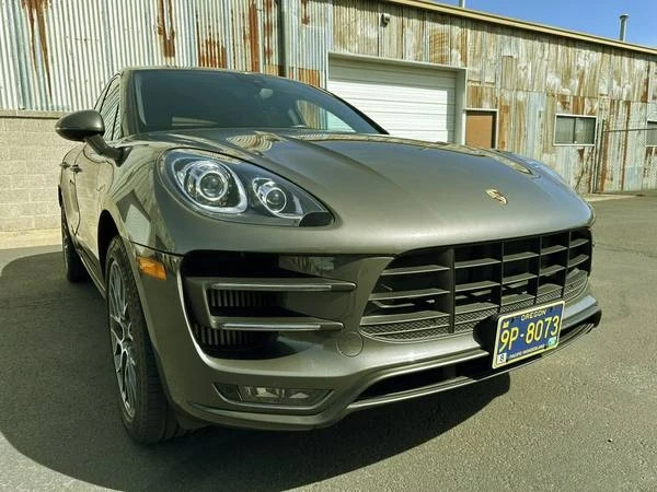 2016 Porsche Macan Turbo - Image 3 of 21
