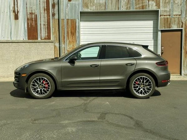 2016 Porsche Macan Turbo - Image 11 of 21