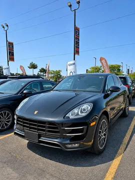 2016 Porsche Macan Turbo