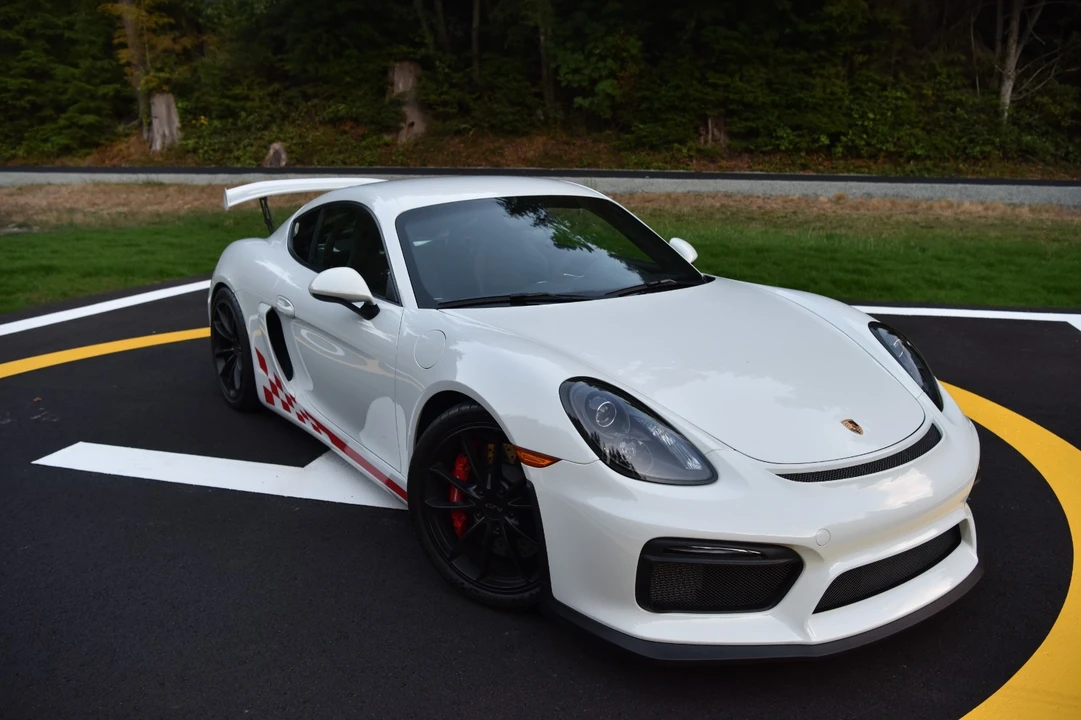 2016 Porsche 981 Cayman GT4 - Image 3 of 18