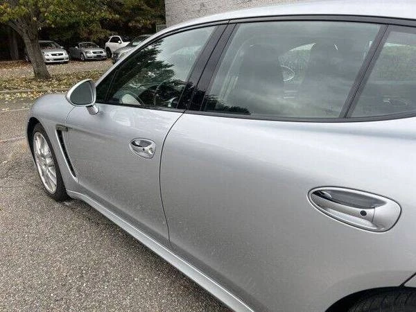 2016 Porsche 970 Panamera - Image 13 of 21