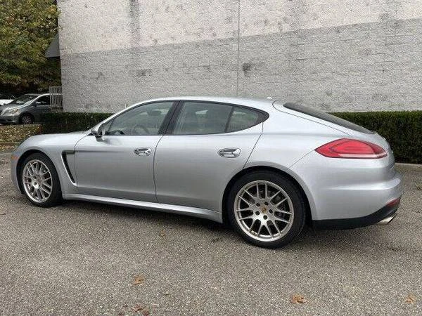 2016 Porsche 970 Panamera - Image 8 of 21