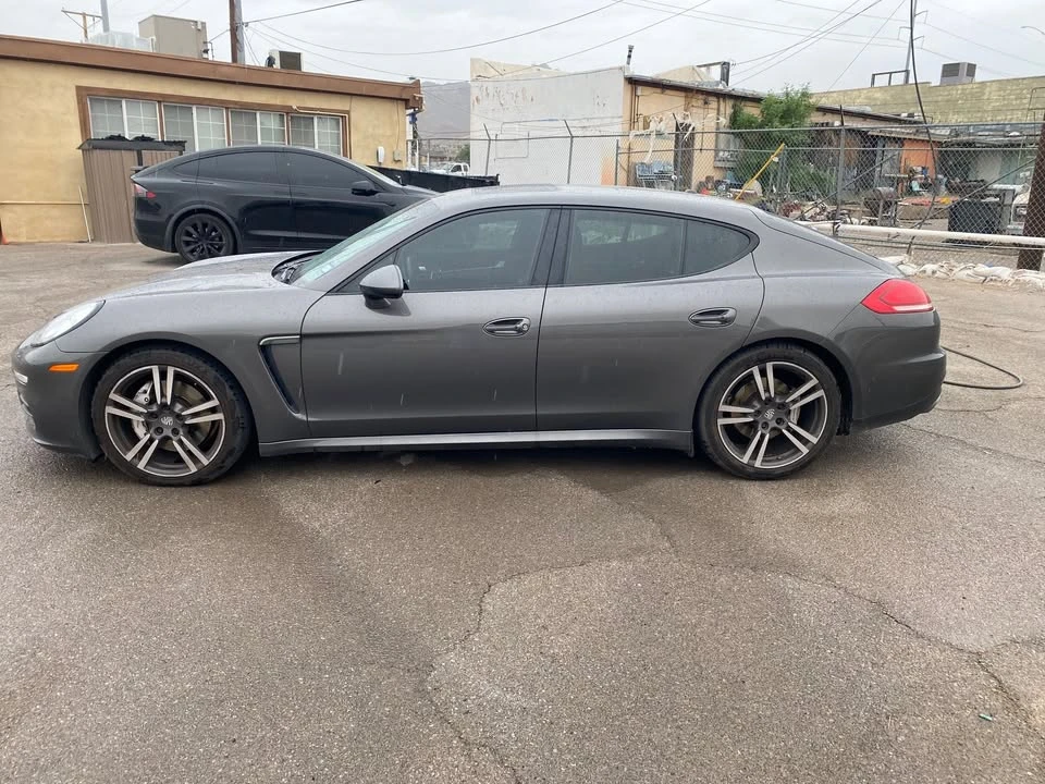 2016 Porsche Panamera - Image 4 of 11