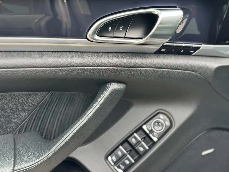 2016 Porsche 970 Panamera - Image 13 of 20