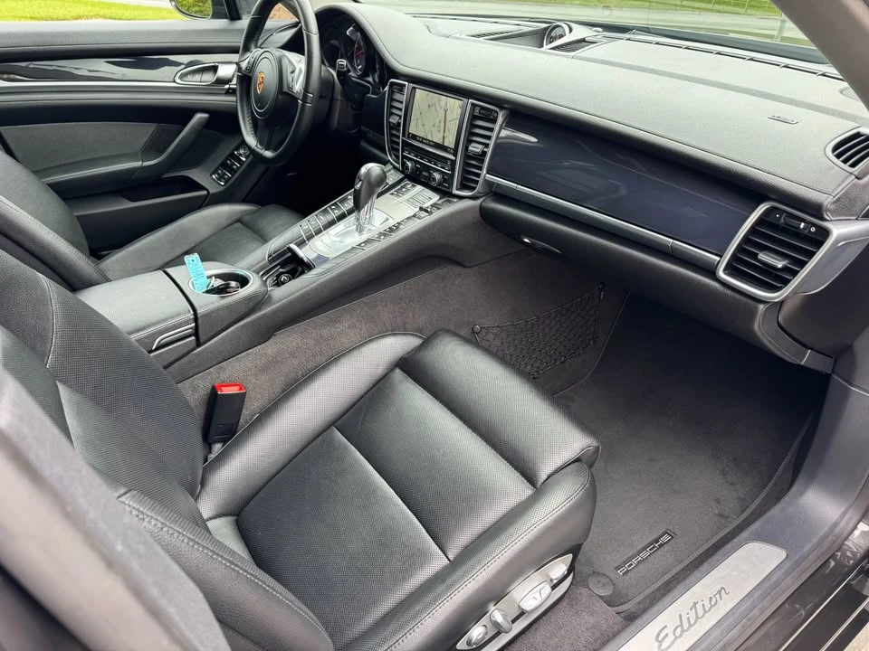 2016 Porsche 970 Panamera - Image 19 of 20