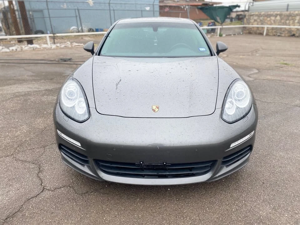 2016 Porsche Panamera - Image 2 of 11