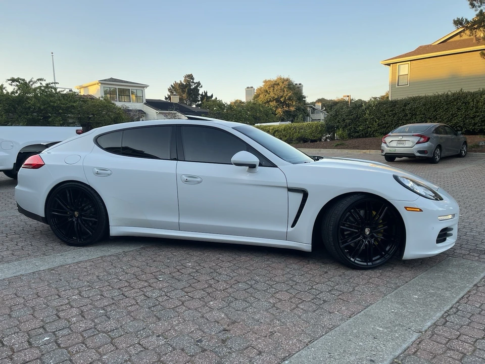 2016 Porsche 970 Panamera - Image 3 of 21